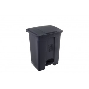 Cubo de basura con pedal