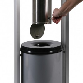 Table avec cendrier sur pied | Base en acier robuste