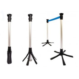 Poteau séparateur avec base rabattable