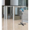 Soporte para tableta con pie ajustable en altura